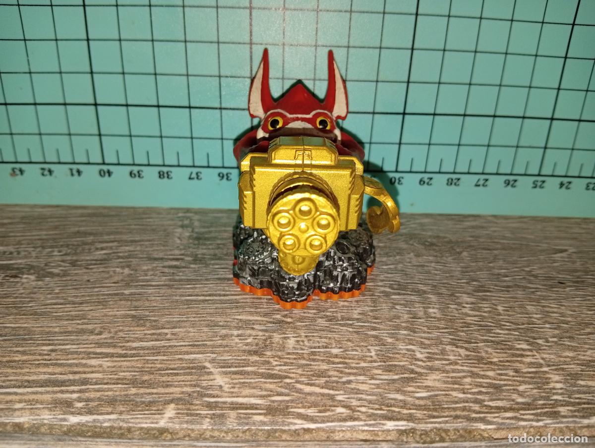 Videojuegos y consolas: Figura Skylanders Giants Trigger Happy - Foto 6