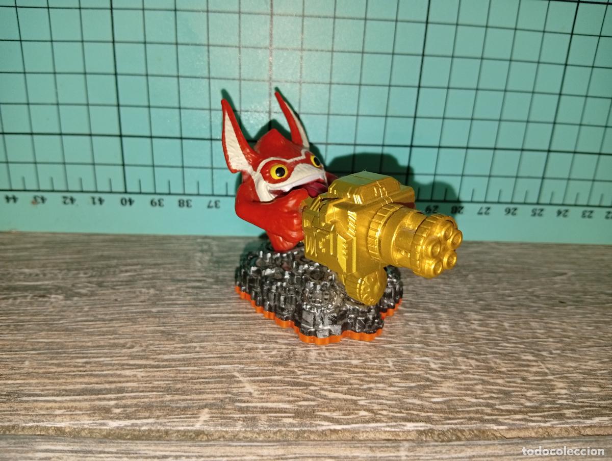 Videojuegos y consolas: Figura Skylanders Giants Trigger Happy - Foto 1