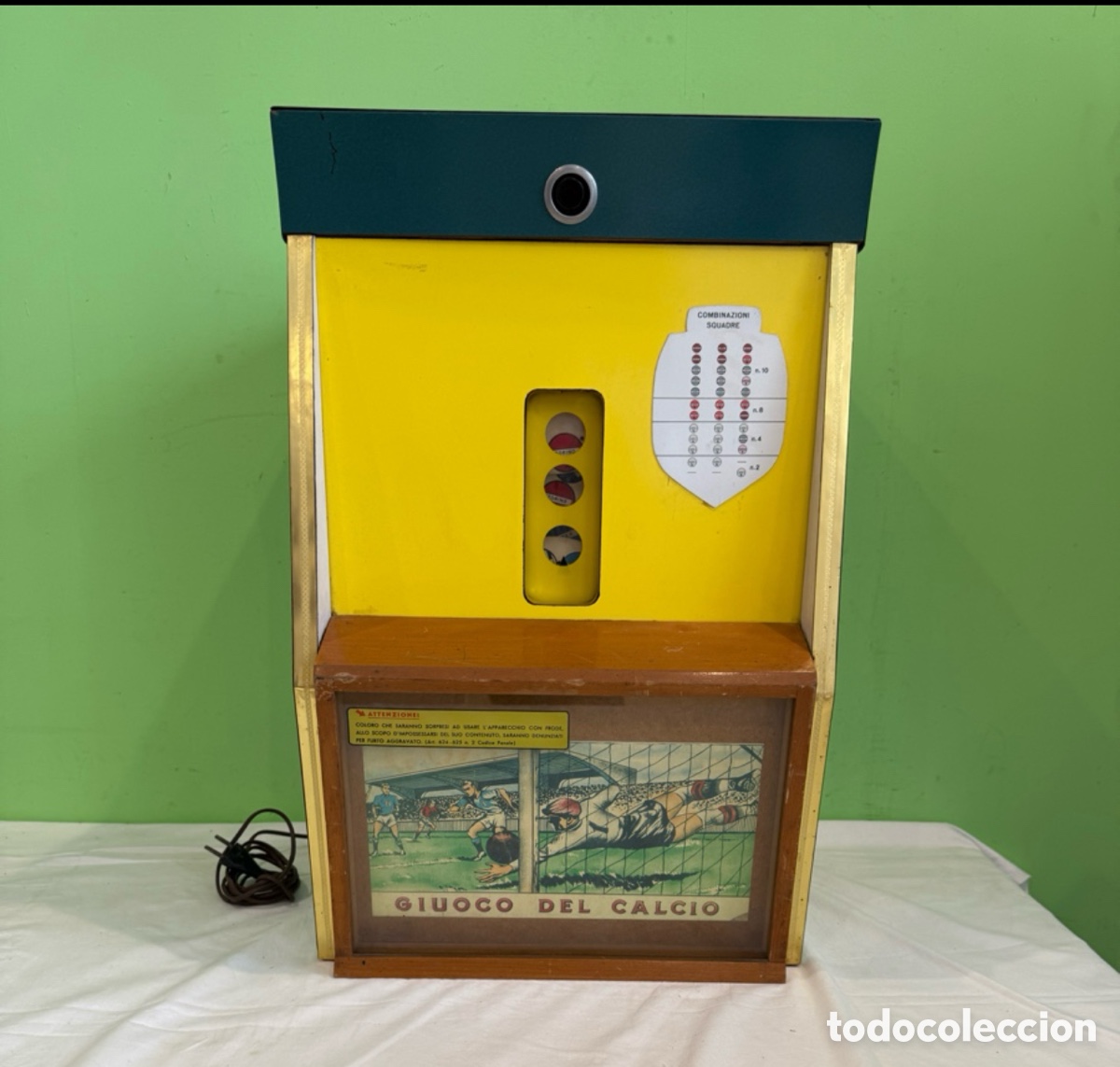 Videojuegos y Consolas: M&aacute;quina tragaperras f&uacute;tbol italiana vintage Gioco del Calcio primera mitad SXX.