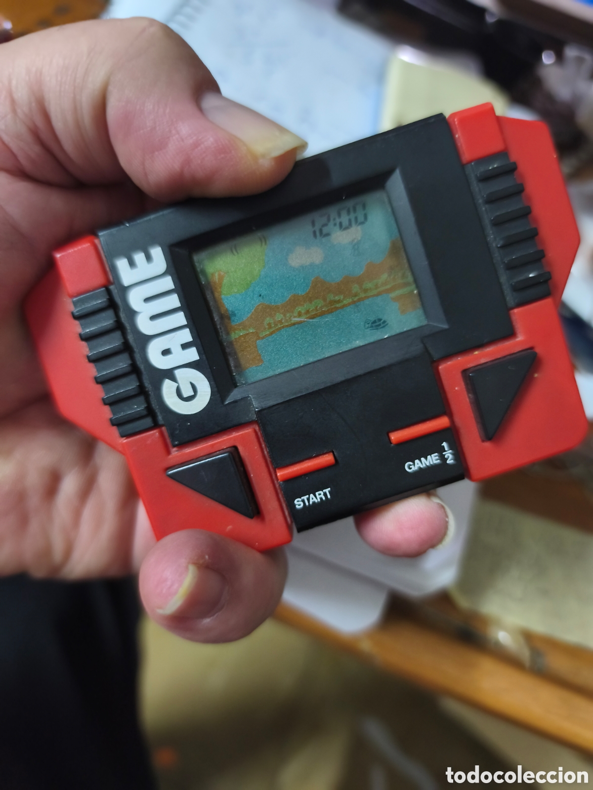 Videojuegos y Consolas: Antigua maquinita GAME usada en buen estado . fabricada en Hong Kong funciona