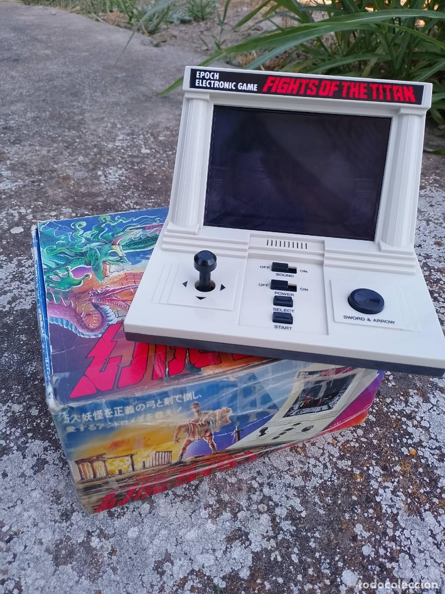 Videojuegos y consolas: Juego el&eacute;ctronico vintage. Jap&oacute;n. 1983. Funciona.