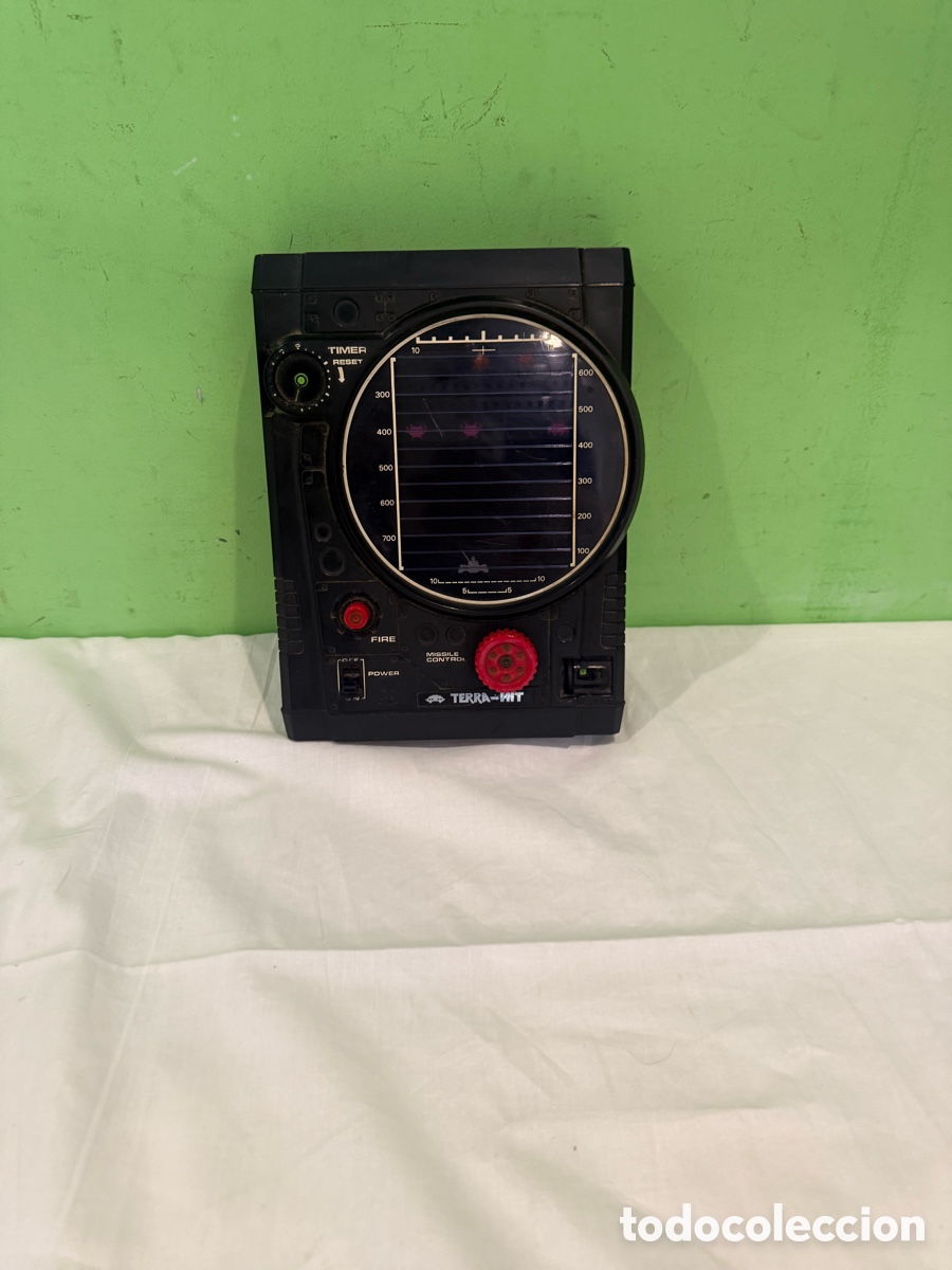 Videojuegos y consolas: TOMY Terra-Hit 1979 &ndash; M&aacute;quina Electr&oacute;nica Tabletop Marcianitos &ndash; Funcionando