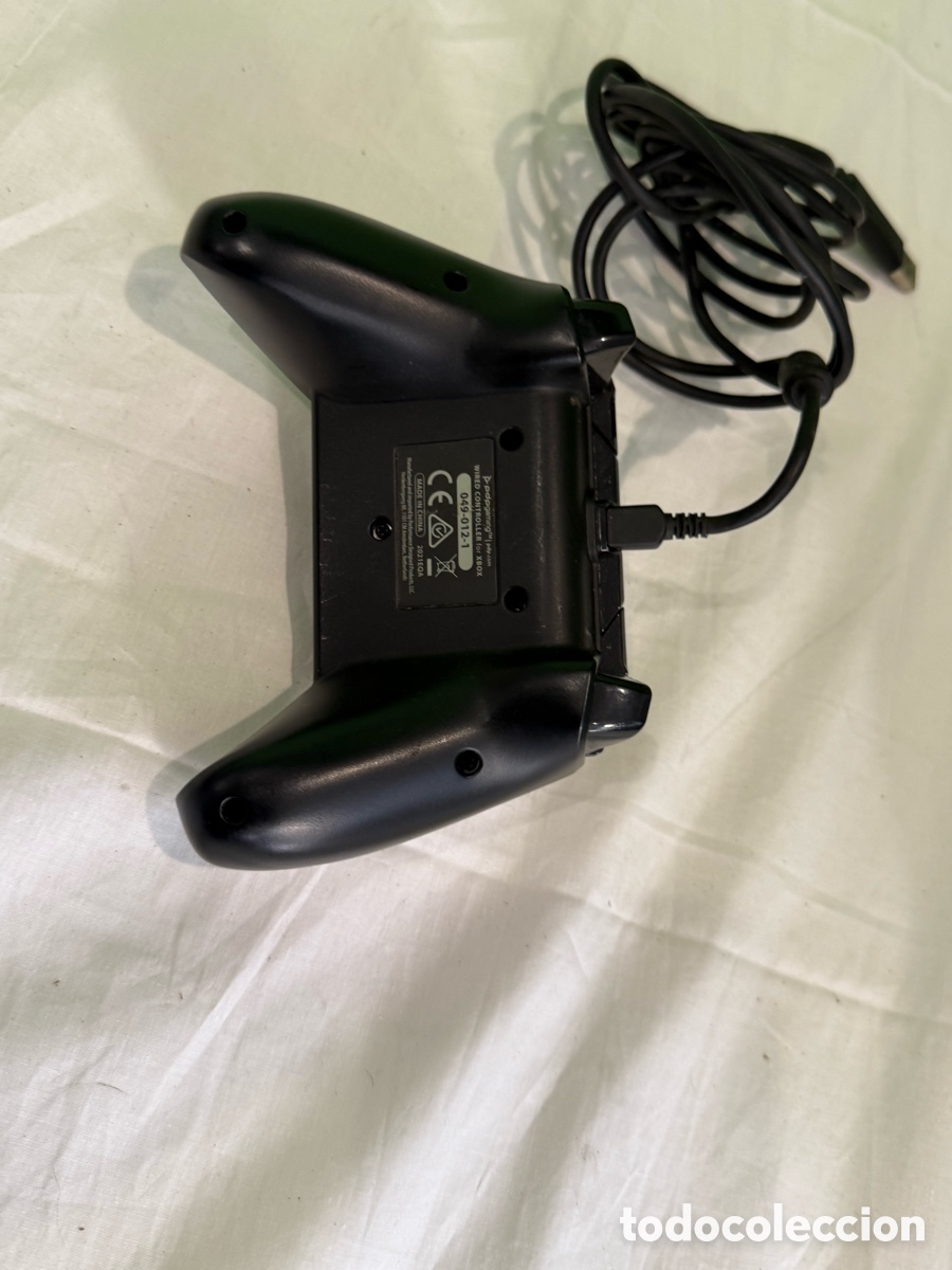Videojuegos y consolas: Mando PDP Gaming para Xbox con Cable &ndash; Blanco y Negro - Foto 5