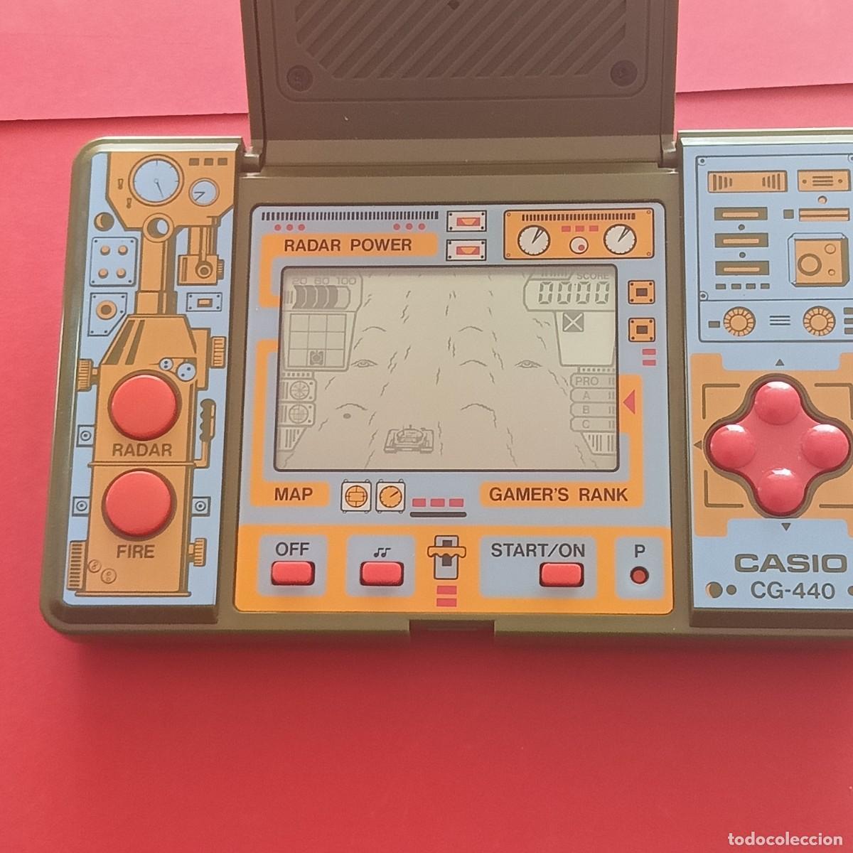 Videojuegos y consolas: CASIO GAME & WATCH CG-440 BATTLEFIELD FULL WORKING ORDER WITH USE MARKS READ! - Foto 2
