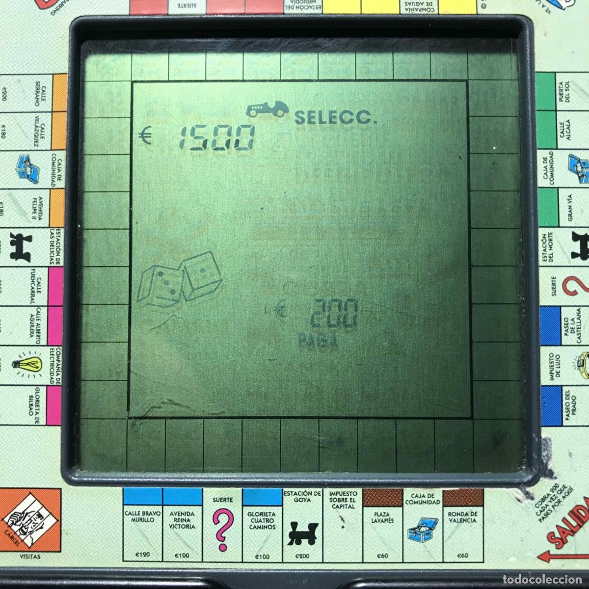 Videojuegos y consolas: CONSOLA LCD MONOPOLY HASBRO 1999 - Foto 3
