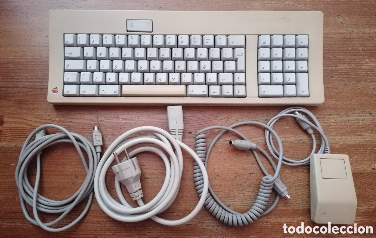 Videojuegos y consolas: Apple MACINTOSH PLUS 1MB - FIRMADO POR STEVE JOBS Y EQUIPO - Foto 3