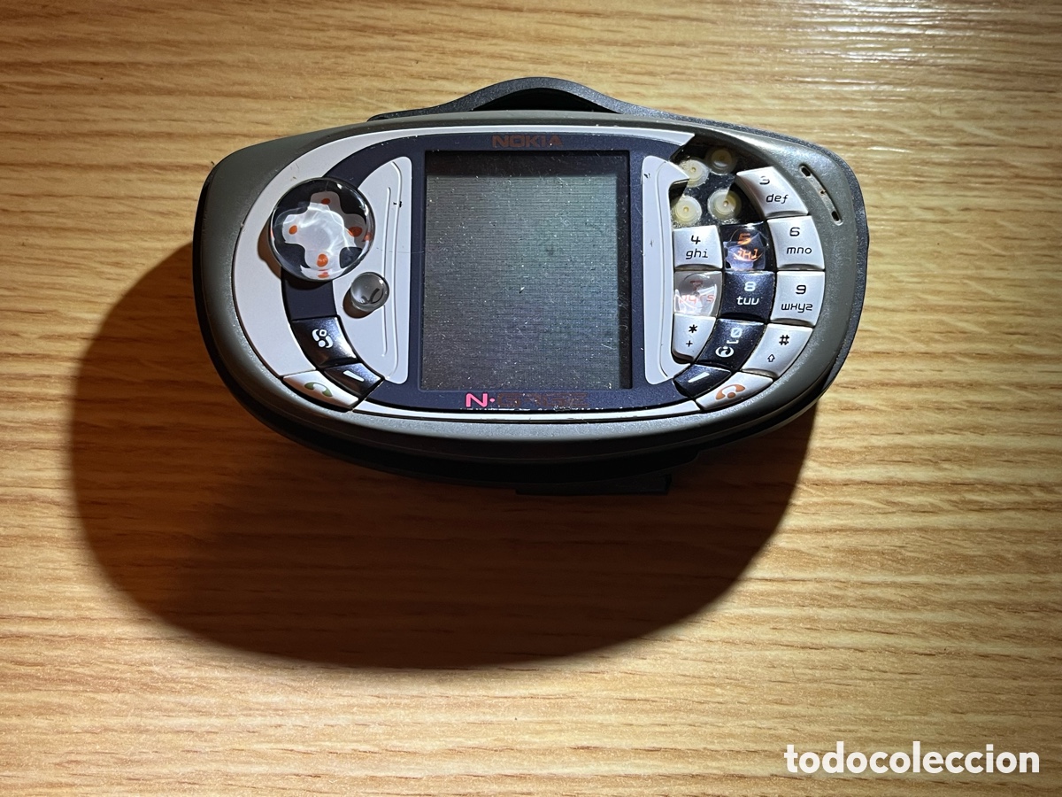 Videojuegos y consolas: Tel&eacute;fono m&oacute;vil / consola NOKIA N-GAGE (defectuosa)