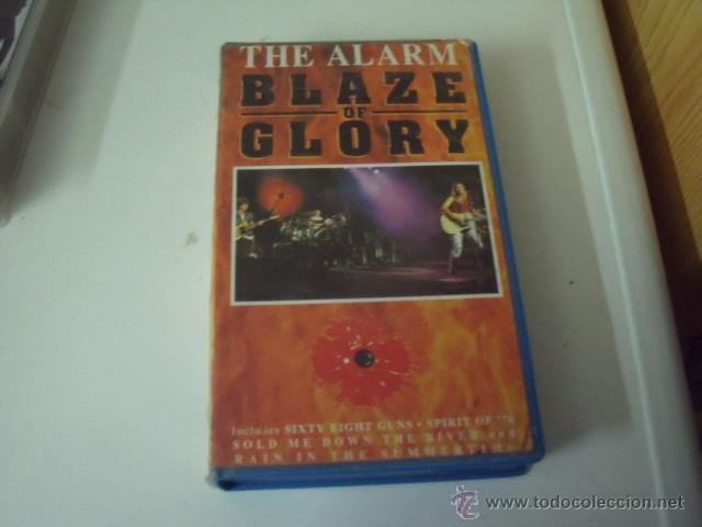 V&iacute;deos y DVD musicales: THE ALARM-Blaze of glory directo