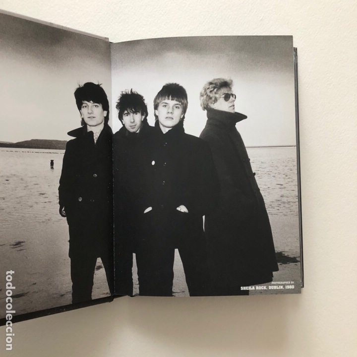 V&iacute;deos y DVD musicales: U2 - Singles U218 - Foto 3