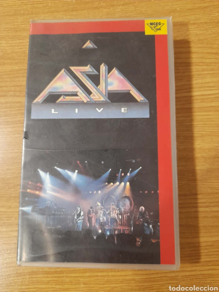 V&iacute;deos e DVD Musicais: VHS ASIA LIVE