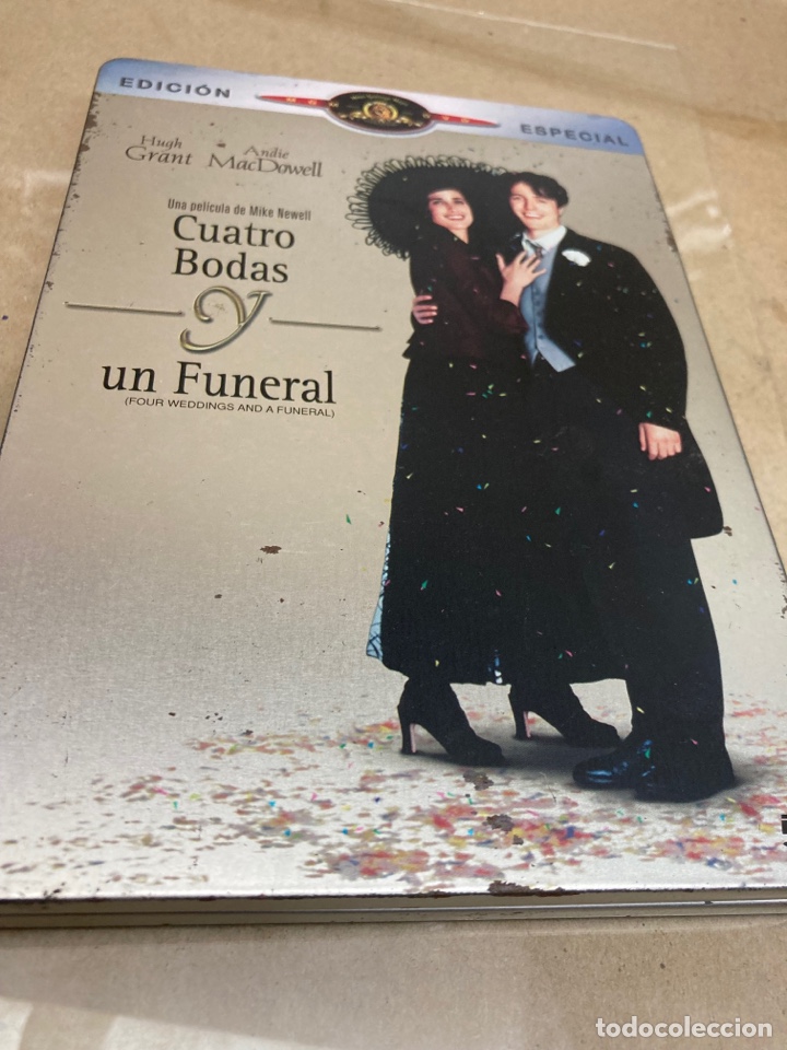 Vid&eacute;os y DVD Musicaux: Dvd pel&iacute;cula Cuatro bodas y un funeral