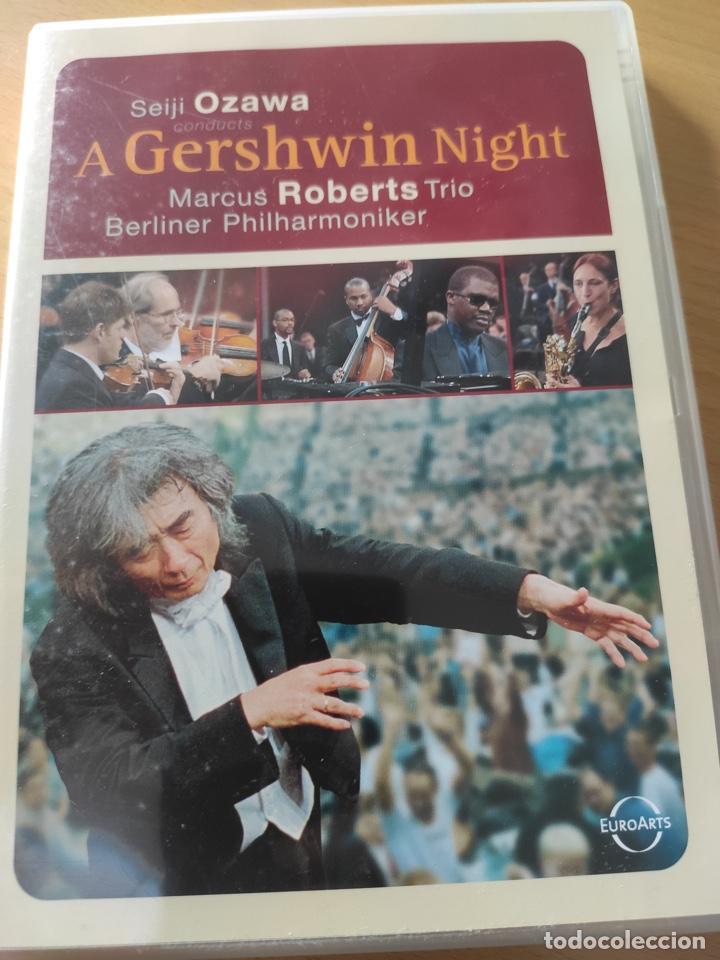 Musikvideos und DVDs: A Gershwin Night - Seiji Ozawa conducts - Marcus Roberts Trio Berliner Philharmoniker