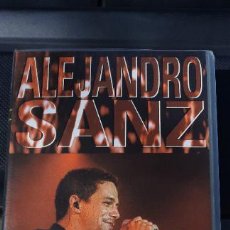 Vídeos y DVD Musicales: ALEJANDRO SANZ,EL CONCIERTO TOUR MÁS 98,VHS. Lote 325058733