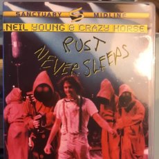 Vídeos y DVD Musicales: RUST NEVER SLEEPS. NEIL YOUNG & CRAZY HORSE. DVD SANCTUARY - 2005 ED. INGLESA.. Lote 375585434