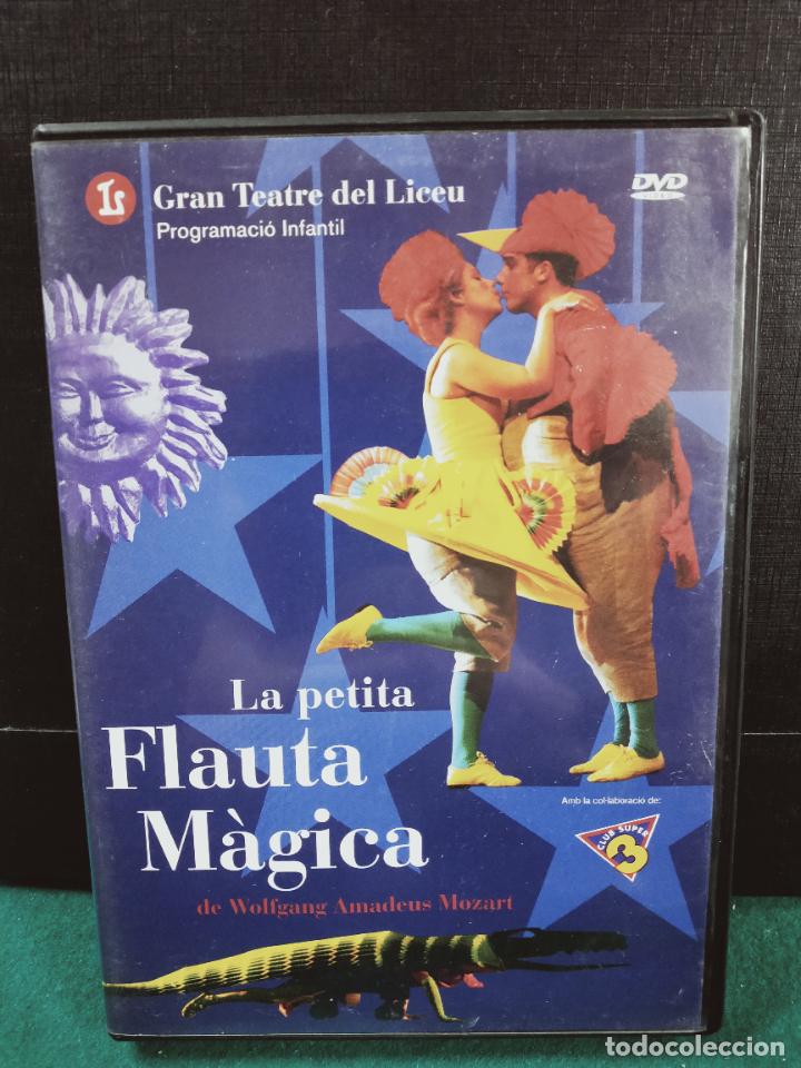 Vid&eacute;os y DVD Musicaux: GRAN TEATRO DEL LICEO. LA PETITA FLAUTA MAGICA. JOSE MENOR - JAUME CORTADELLA. DVD.