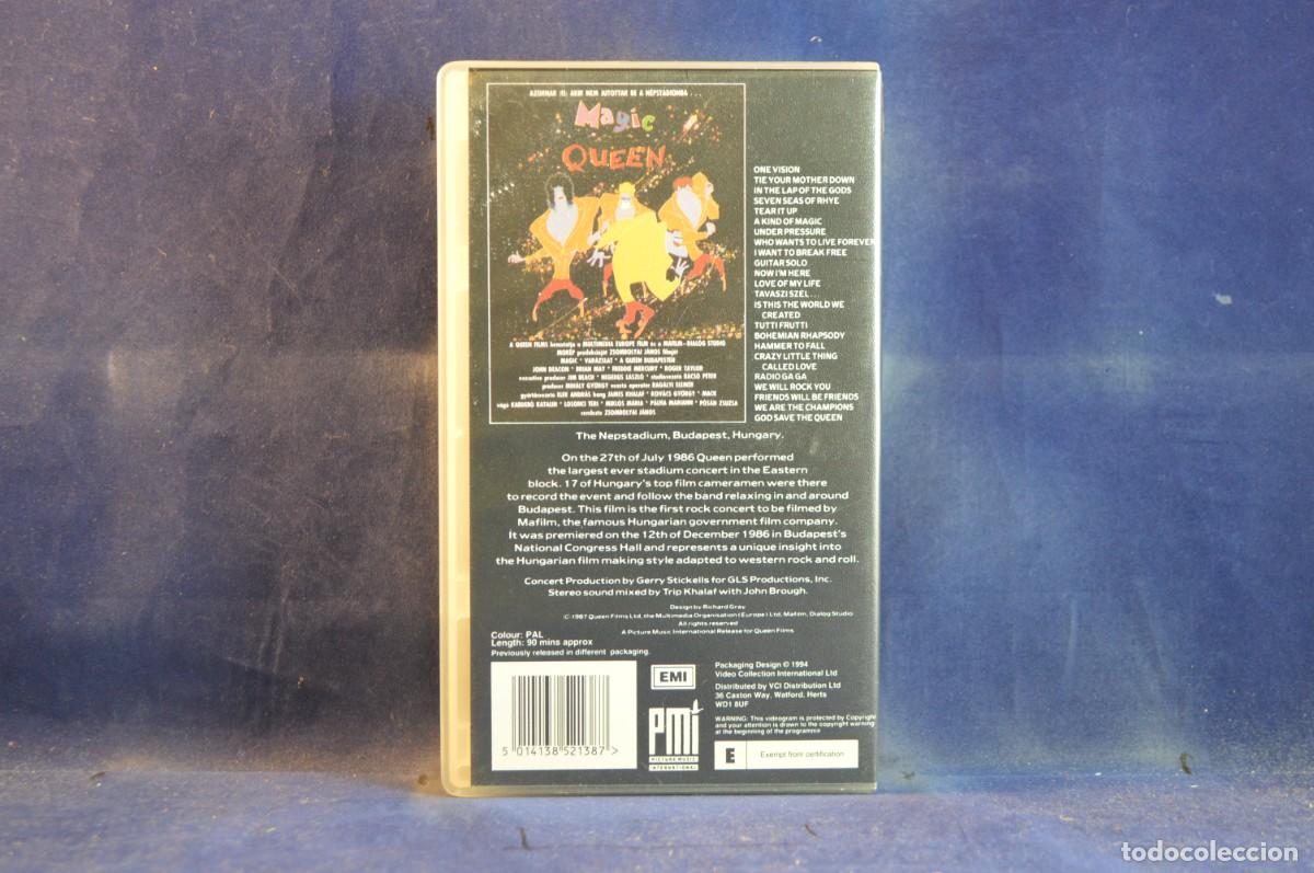 V&iacute;deos y DVD musicales: QUEEN - LIVE IN BUDAPEST - VHS - Foto 2