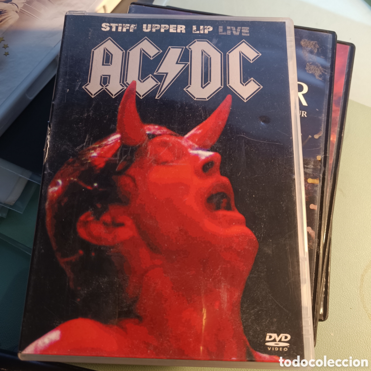 V&iacute;deos y DVD musicales: AC/DC &ndash; Stiff Upper Lip Live - Foto 1