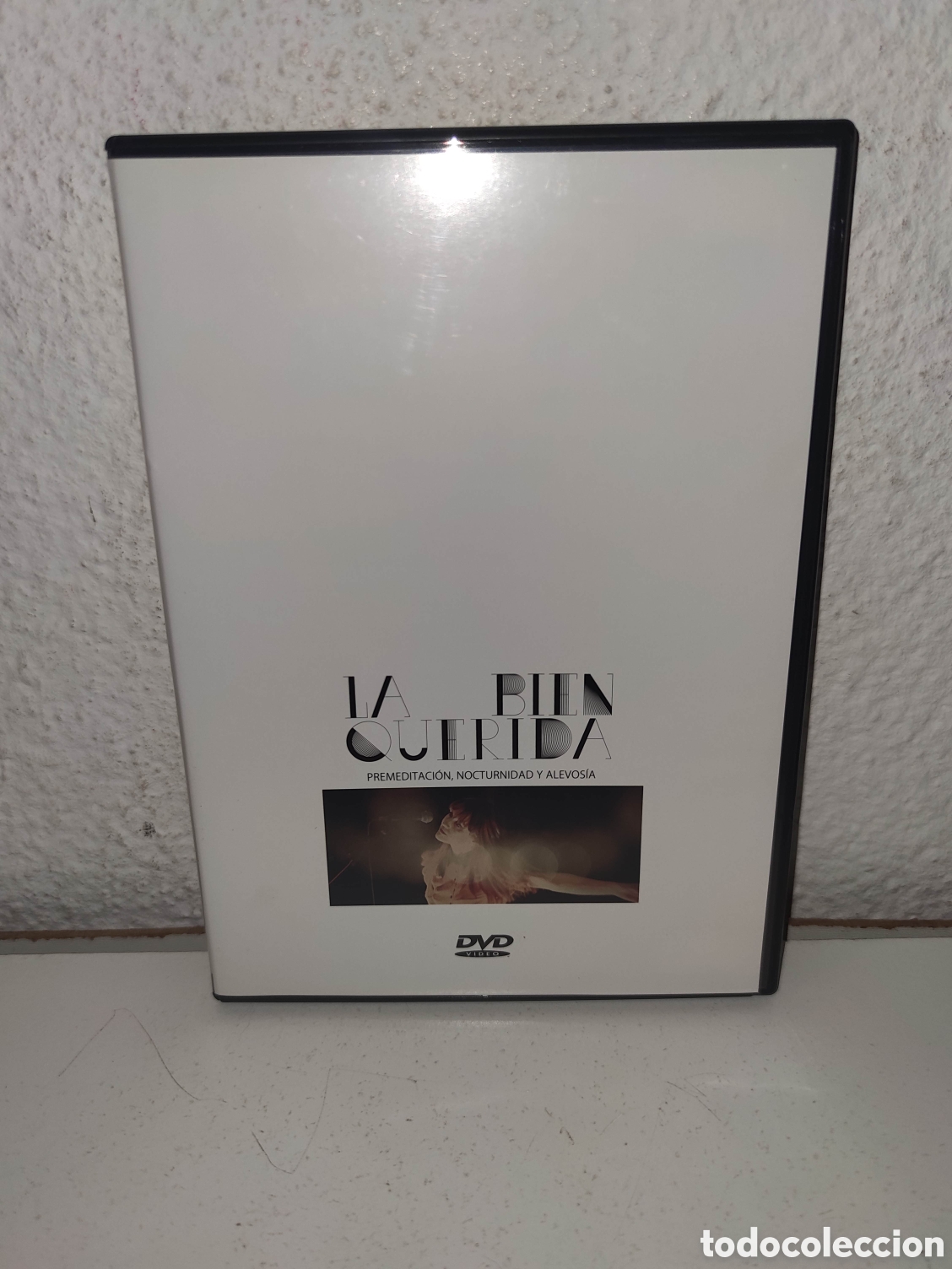 V&iacute;deos y DVD Musicales: Dvd + Cd - La Bien Querida &ndash; Premeditaci&oacute;n, Nocturnidad Y Alevos&iacute;a - Elefant Records &ndash; ER-1210