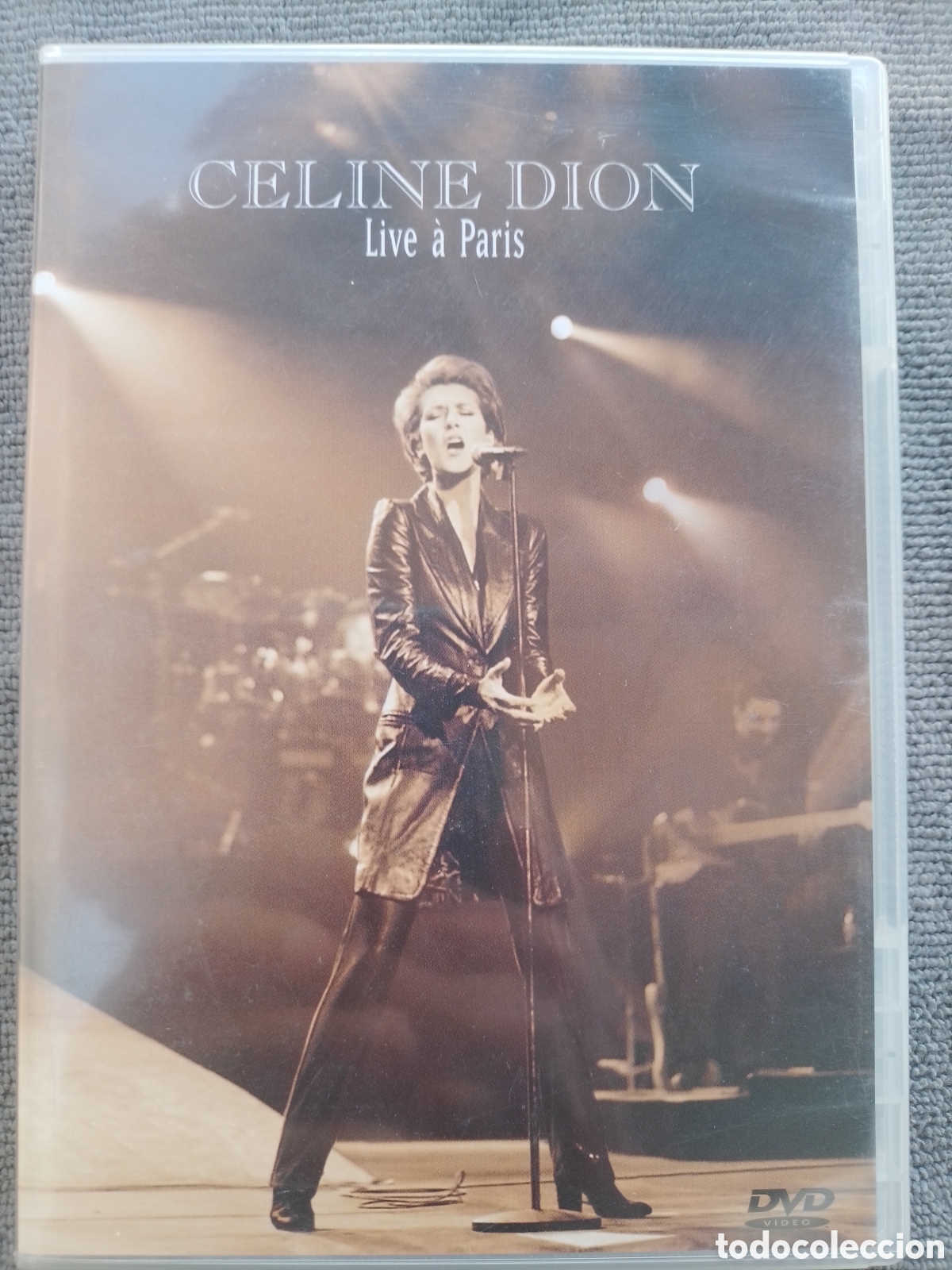 V&iacute;deos y DVD musicales: Celine Dion - Live a Paris - Foto 1