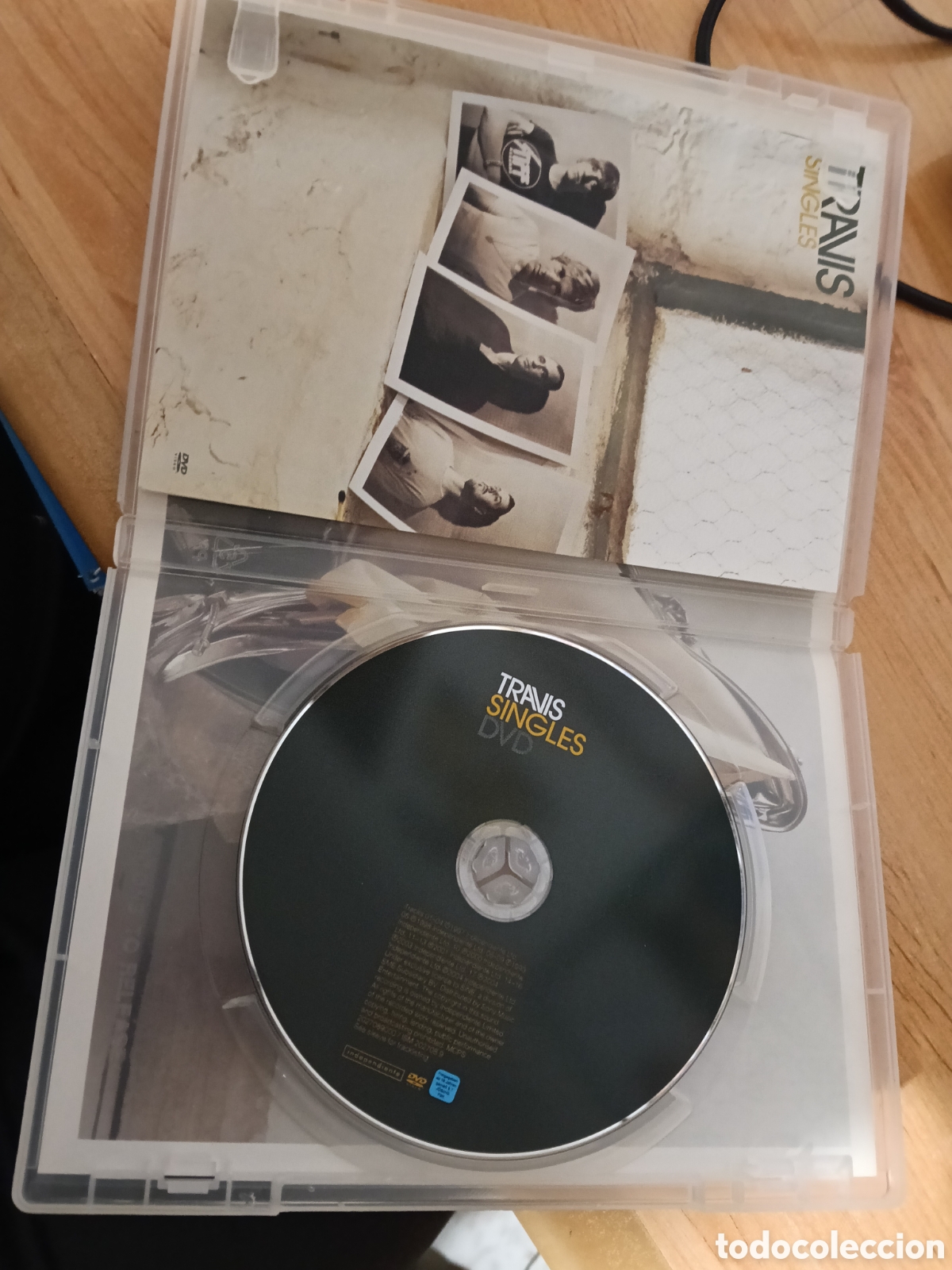 V&iacute;deos y DVD musicales: Dvd TRAVIS Singles - como nuevo - Foto 2