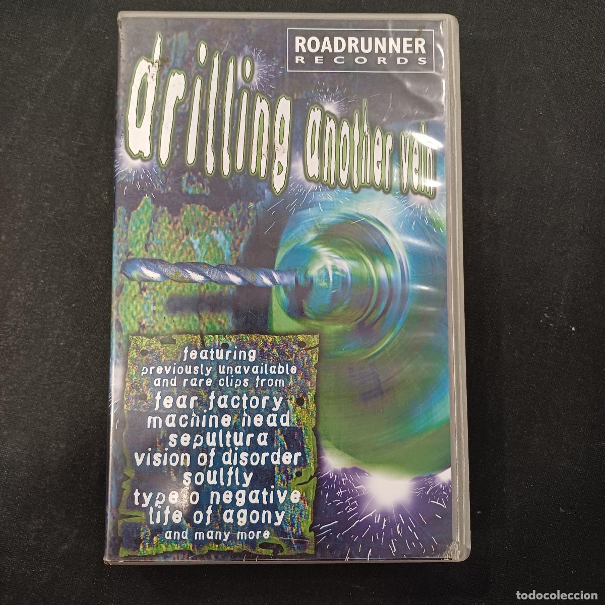 V&iacute;deos y DVD Musicales: DRILLING ANOTHER VEIN/VHS METAL.