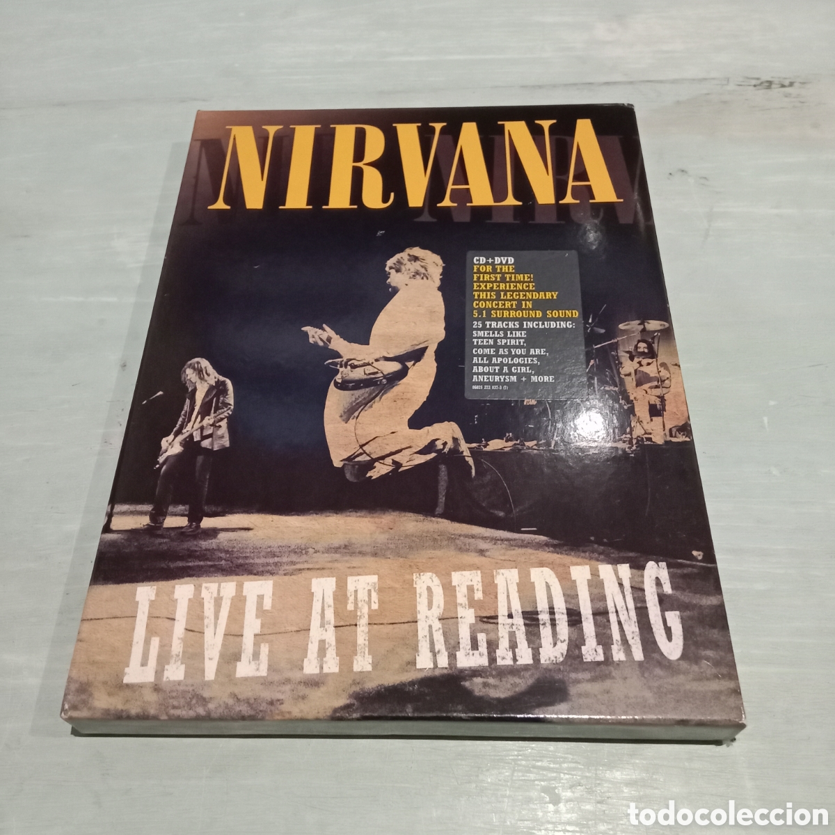 V&iacute;deos y DVD Musicales: NIRVANA - LIVE AT READING - CD + DVD