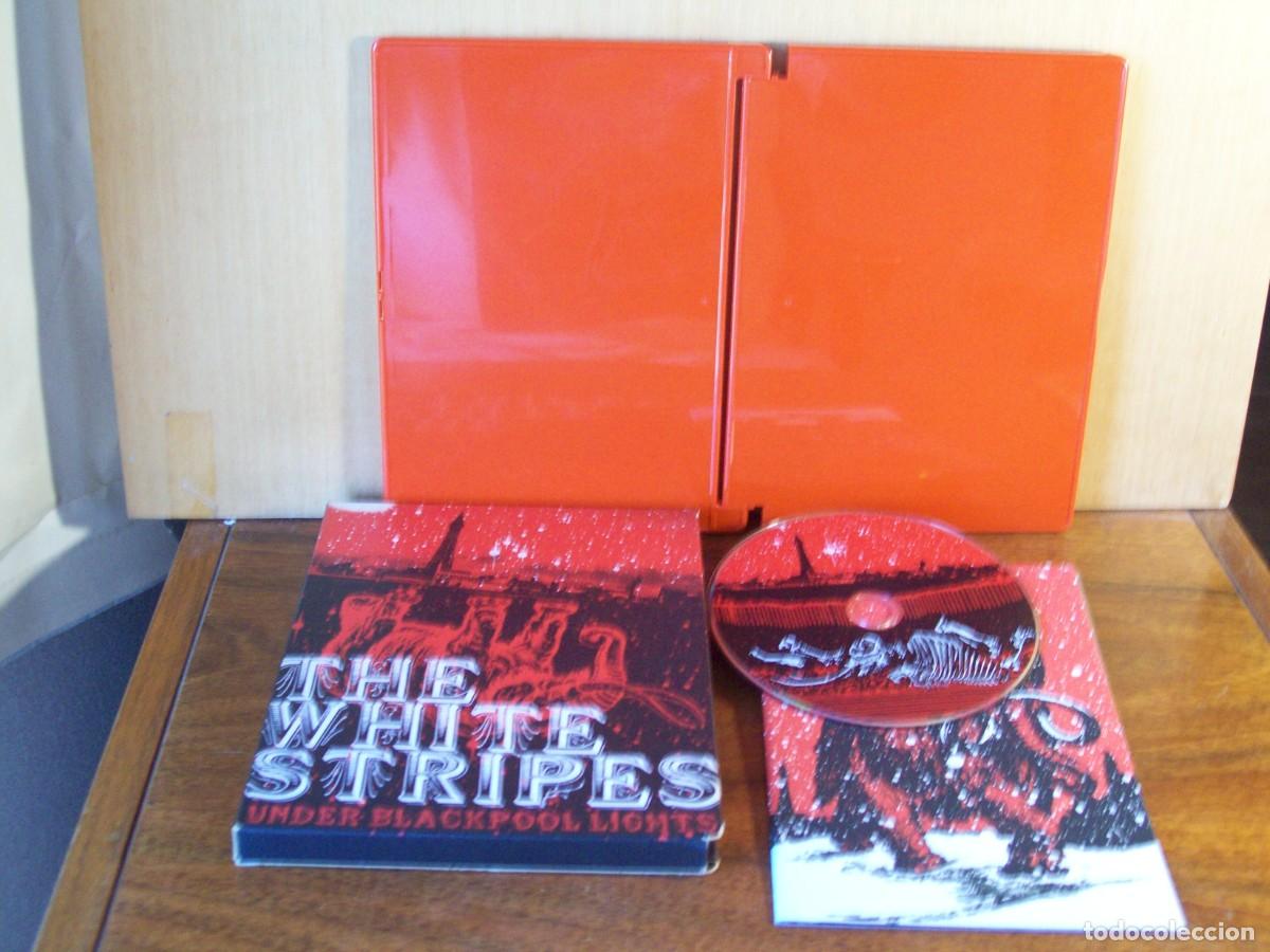 V&iacute;deos y DVD musicales: THE WHITE STRIPES - DVD EN ESTUCHE DE CARTON CON LIBRETO 10 PAGINAS Y 3 POSTALES EN PLASTICO