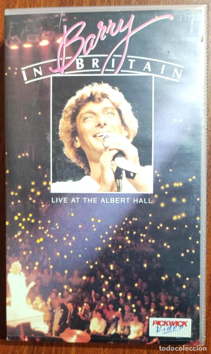 V&iacute;deos y DVD musicales: BARRY MANILOW LIVE IN BRITAIN (VHS)