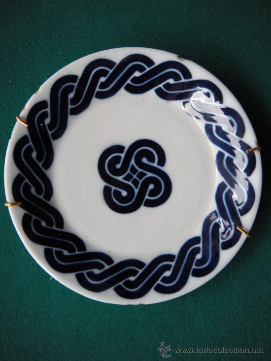 Vintage: PLATO DE PORCELANA SARGADELOS