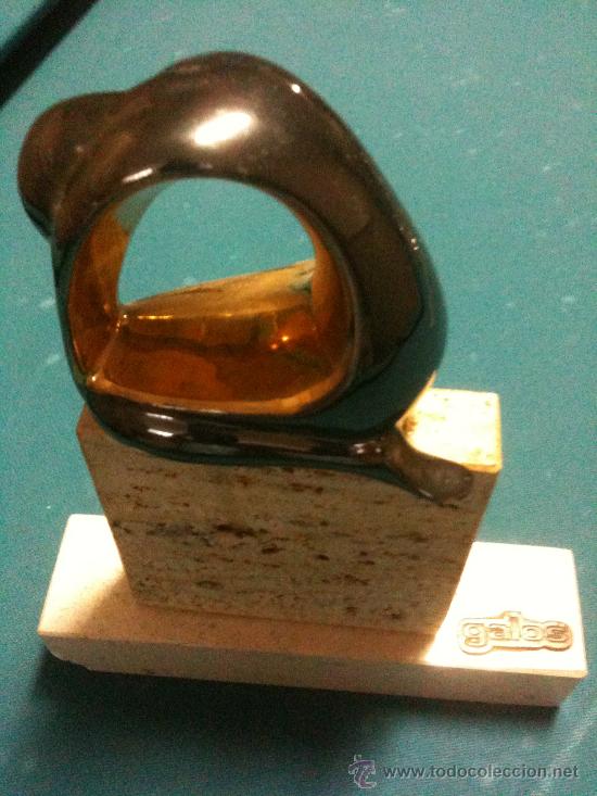 Vintage: BONITA FIGURA MARCA GALOS,DECORADA EN ORO Y PLATINO DE LEY