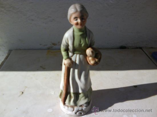 Vintage: FIGURA DE CERAMICA ESMALTADA A&Ntilde;OS 70 , 17 CMS . LA DE LA FOTO .