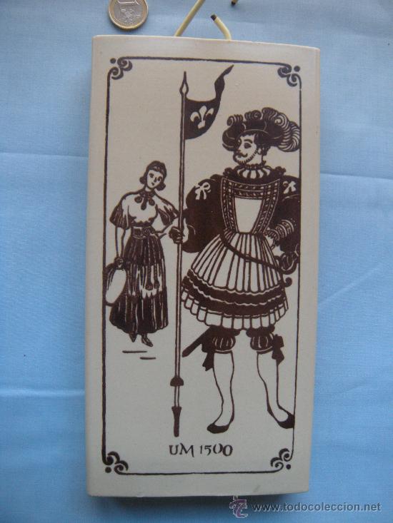 Vintage: PLACA DE CER&Aacute;MICA DECORADA SOLDADO FLOR DE LIS