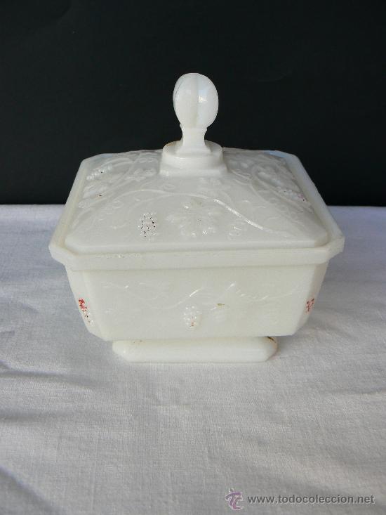 Vintage: AZUCARERO CRISTAL OPALINA BLANCO.CON TAPA. - Foto 1