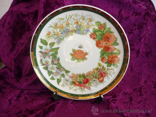 Vintage: PLATO PEQUE&Ntilde;O DECORADO CON FLORES Y FILOVERDE Y ORO DIAMETRO 16CM.
