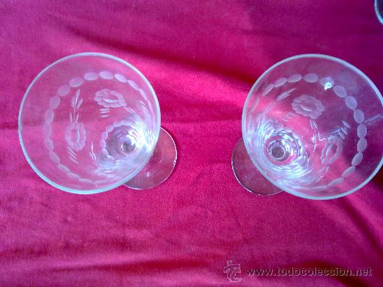 Vintage: antiguas 2 copas de cava, talladas - Foto 2
