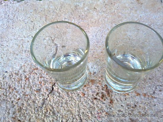 Vintage: antiguas 2 copitas de licor - Foto 2