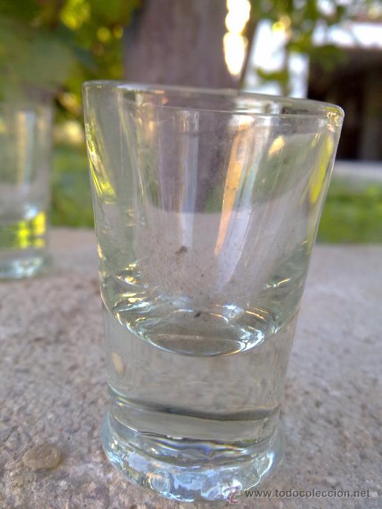Vintage: antiguas 2 copitas de licor - Foto 3