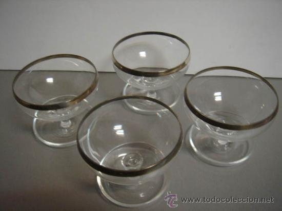 Vintage: Conjunto de 5 copas de cristal con rivete plateado, ideal para postre o champagne.