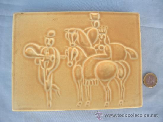 Vintage: PLACA DE PORCELANA, CABALLOS.