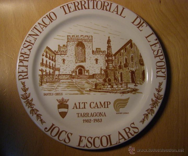 Vintage: Plato Representaci&oacute; territorial de l'esport, Jocs Escolars, Alt Camp.