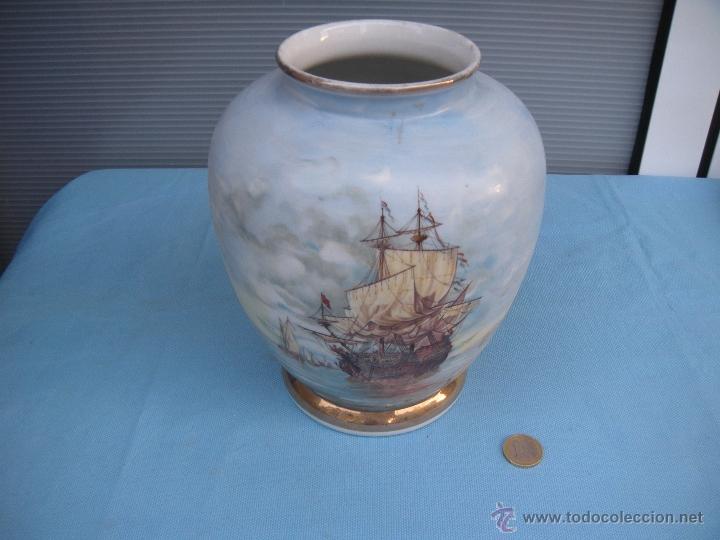 Vintage: ANTIGUO JARR&Oacute;N FLORERO CON BARCO. - Foto 1