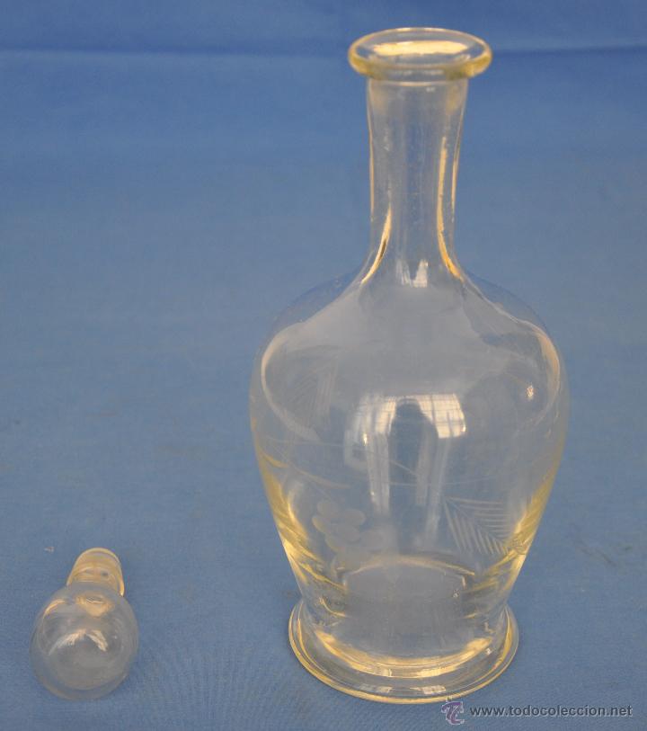 Vintage: Juego de botella y 5 vasos. - Foto 4