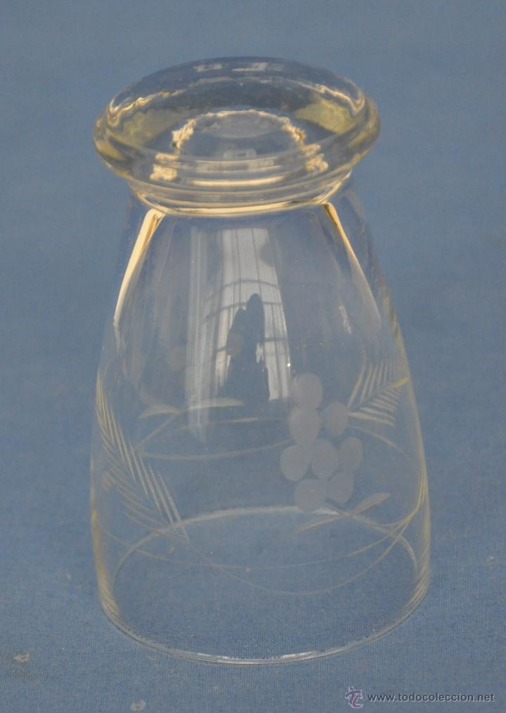 Vintage: Juego de botella y 5 vasos. - Foto 6