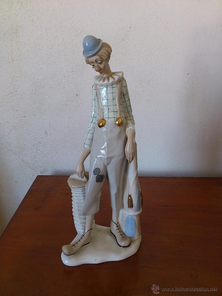 Vintage: Payaso Porcelana Figura. Fabricado por D'Art sa. Alto 32cm