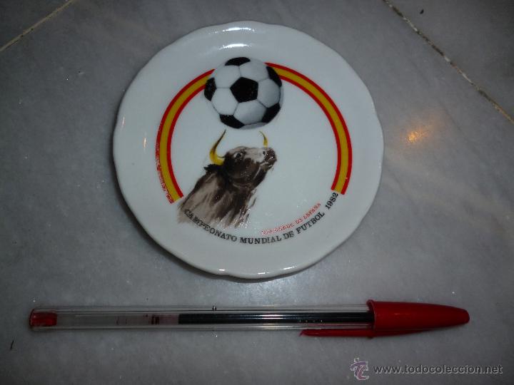 Vintage: PLATO CER&Aacute;MICA MUNDIAL 82
