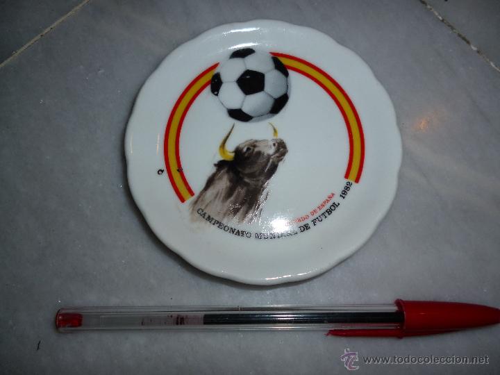Vintage: PLATO CER&Aacute;MICA MUNDIAL 82