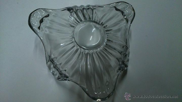 Vintage: Centro de mesa de cristal en forma de flor - Foto 3