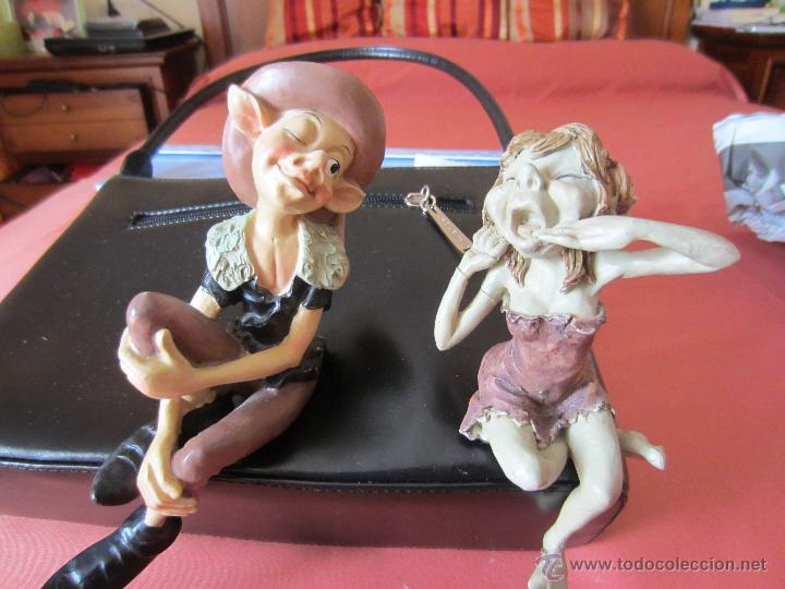 Vintage: Espect&aacute;cular Pareja de Pixies cer&aacute;mica inglesa con sello.