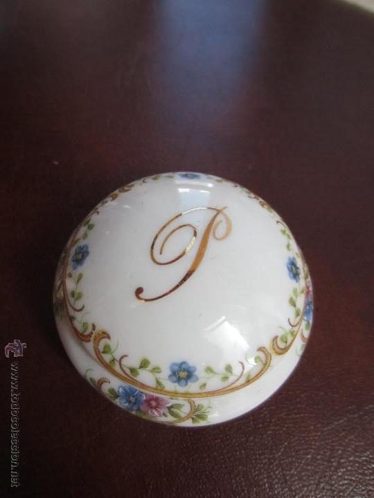 Vintage: Preciosa pieza de fina porcelana