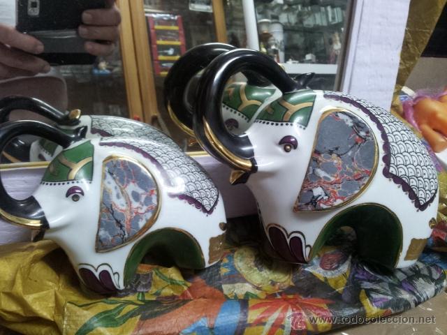 Vintage: 2 ELEGANTES ELEFANTES EN PORCELANA Y ORO 24 K. DE LA PRESTIGIOSA FIRMA ARTLYNSA
